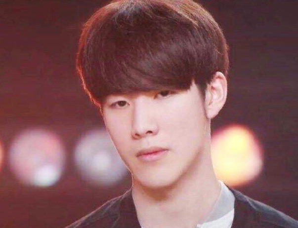 EWC官方：T1以2-1的比分战胜BLG，赢下了揭幕战